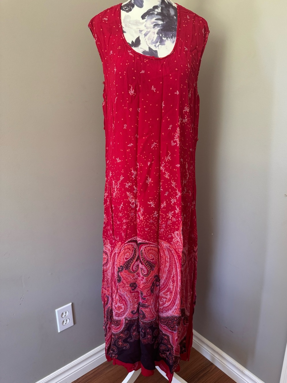 Y2K Lola Red Paisley Border Maxi Dress